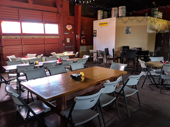 192 Brewing Company / The Lake Trail Taproom Brewery in Kenmore Washington