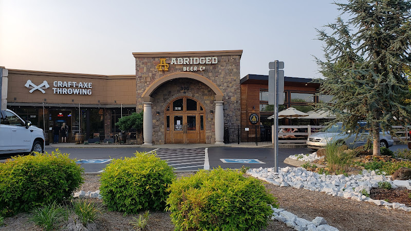 Abridged Beer Company restaurants in Knoxville Tennessee