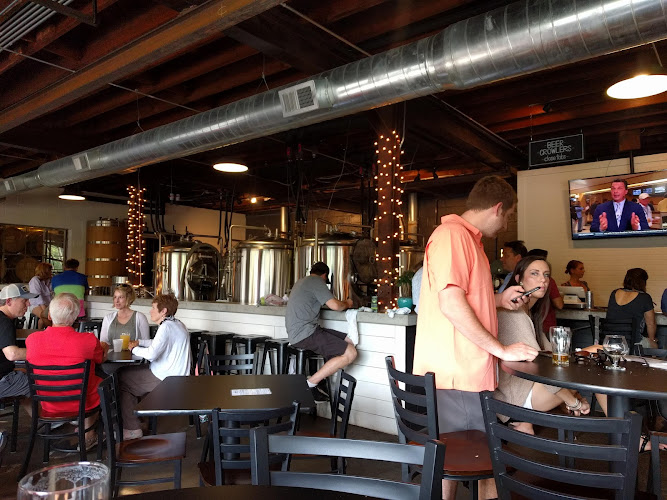 Abridged Beer Company restaurants in Knoxville Tennessee