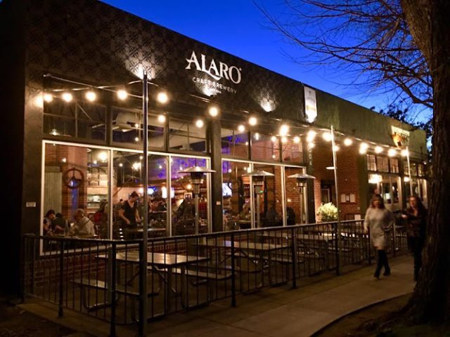 Alaro Craft Brewery, Restaurant & Cocktail Bar restaurants in Sacramento California