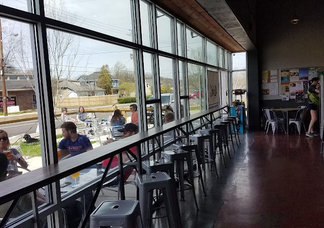 Alliance Brewing Co Brewery in Knoxville Tennessee