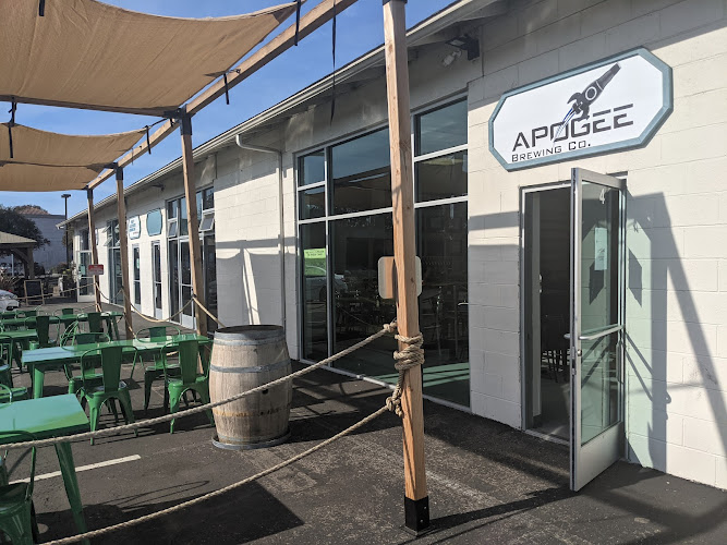 Apogee Brewing Company Brewery in Grover Beach California