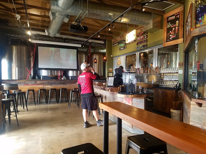 Arizona Wilderness Gilbert Brewpub restaurants in Gilbert Arizona