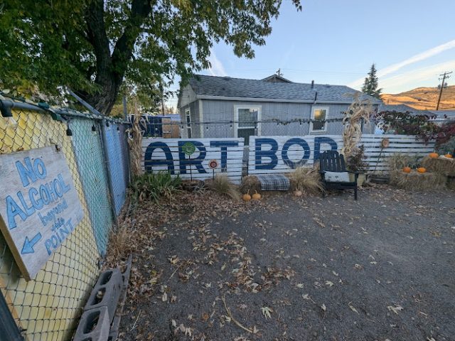 Art Bop Beer Co Brewery in Talent Oregon