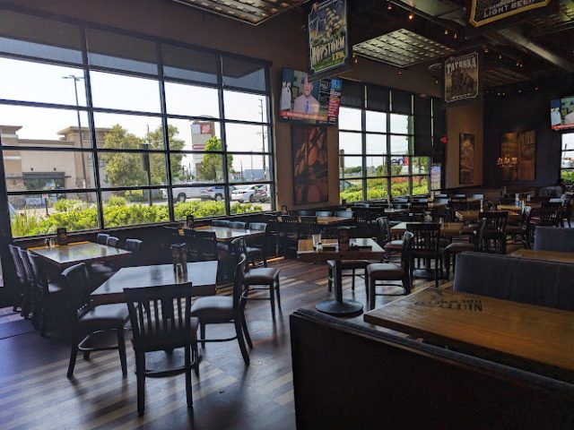 BJ's Restaurant & Brewhouse restaurants in Chino Hills California