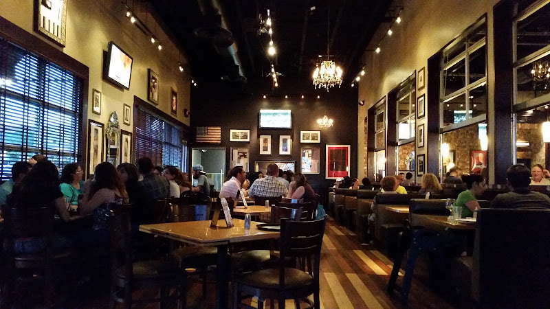 BJ's Restaurant & Brewhouse restaurants in El Paso Texas