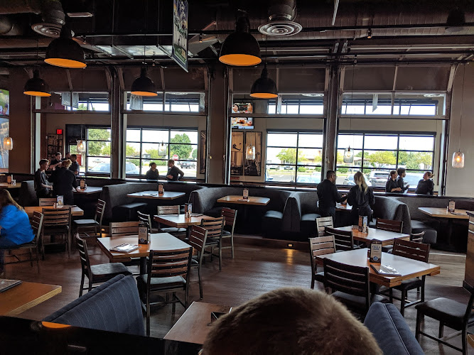 BJ's Restaurant & Brewhouse restaurants in Evansville Indiana