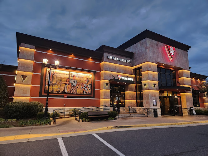 BJ's Restaurant & Brewhouse restaurants in Gainesville Virginia