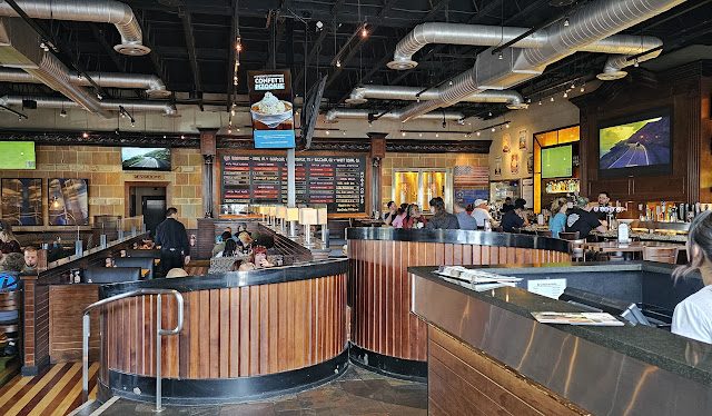 BJ's Restaurant & Brewhouse restaurants in Las Vegas Nevada