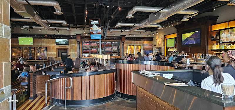 BJ's Restaurant & Brewhouse restaurants in Las Vegas Nevada