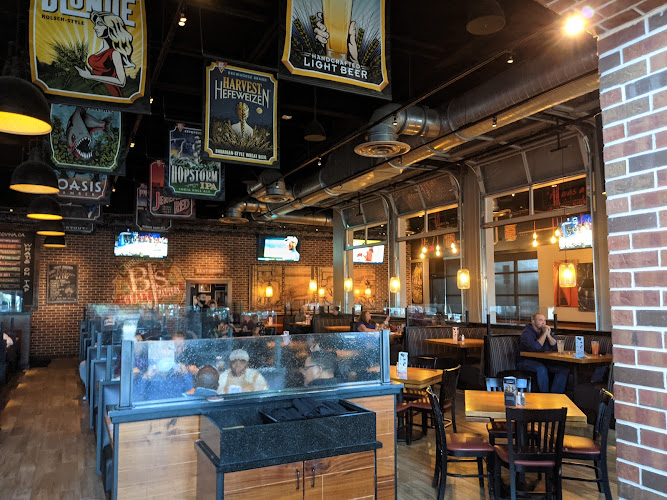 BJ's Restaurant & Brewhouse restaurants in Lutz Florida