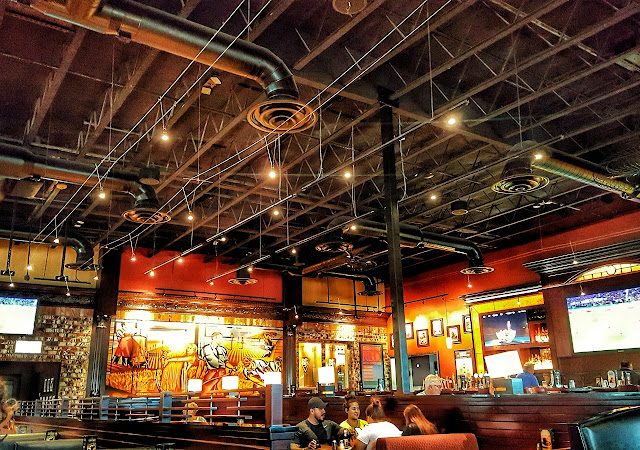 BJ's Restaurant & Brewhouse restaurants in McAllen Texas