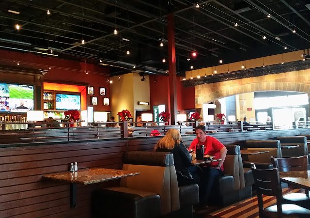 BJ's Restaurant & Brewhouse restaurants in Menifee California