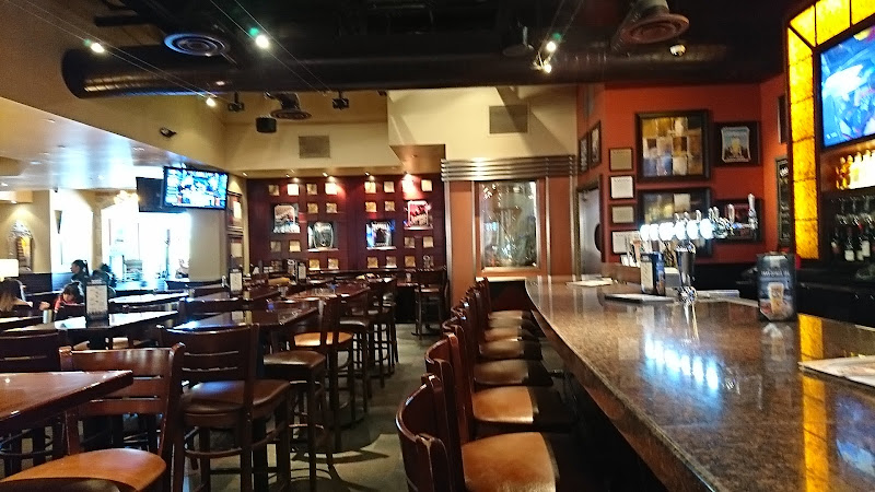 BJ's Restaurant & Brewhouse restaurants in Montebello California