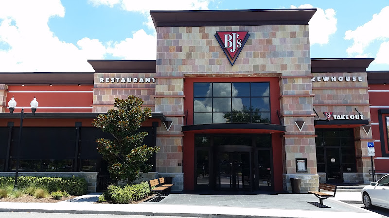 BJ's Restaurant & Brewhouse restaurants in Orlando Florida