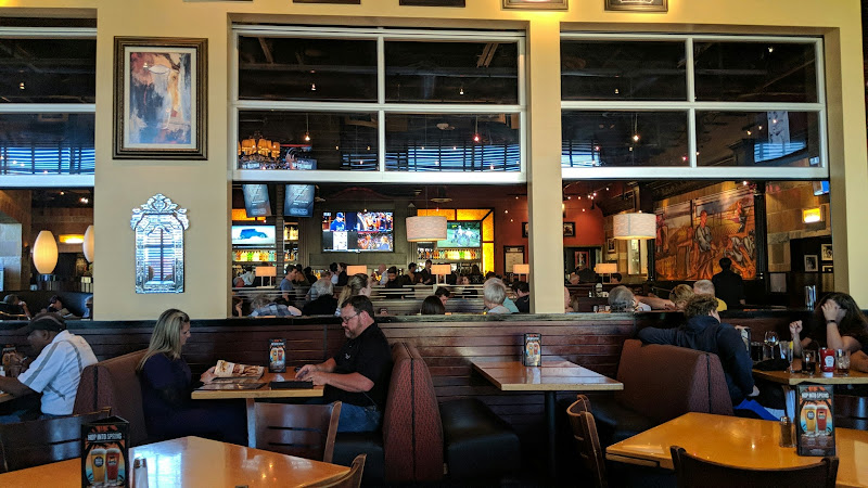 BJ's Restaurant & Brewhouse restaurants in Peoria Arizona