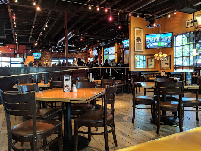 BJ's Restaurant & Brewhouse restaurants in San Mateo California