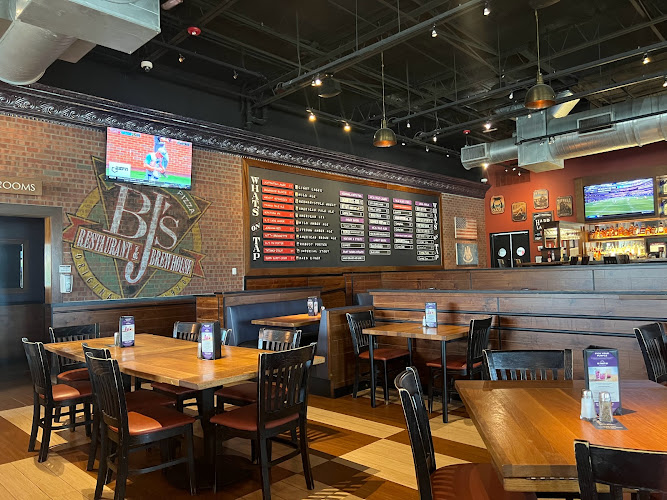 BJ's Restaurant & Brewhouse restaurants in Slidell Louisiana