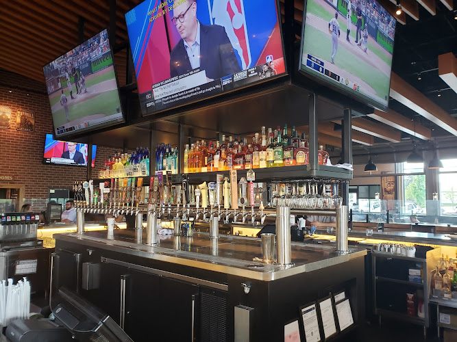 BJ's Restaurant & Brewhouse restaurants in Sterling Heights Michigan