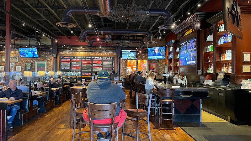 BJ's Restaurant & Brewhouse restaurants in Vacaville California