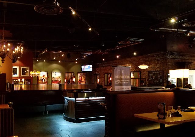 BJ's Restaurant & Brewhouse restaurants in Westlake Village California