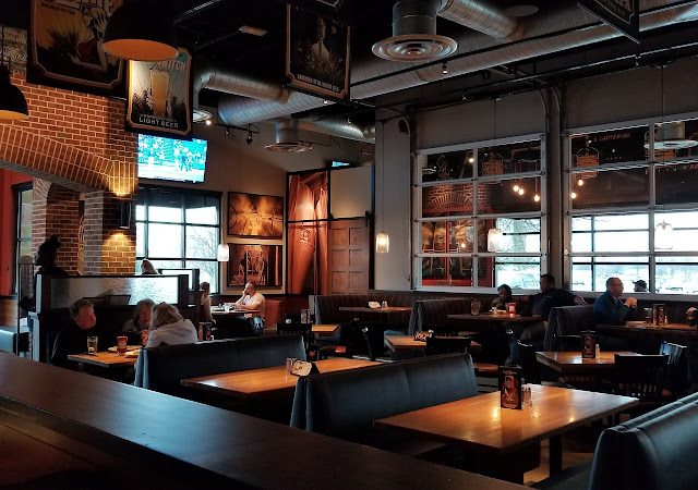 BJ's Restaurant & Brewhouse restaurants in Winston-Salem North Carolina