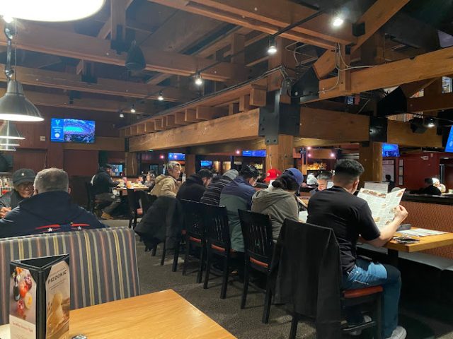 BJ's Restaurant & Brewhouse restaurants in Woodland Hills California