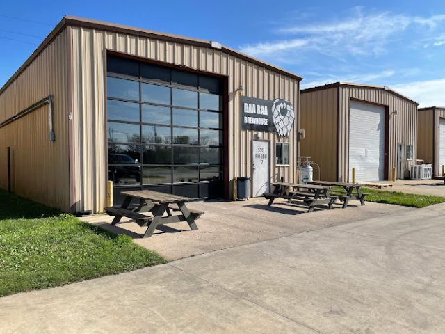 Baa Baa Brewhouse Brewery in Brookshire TX