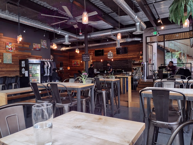 Bainbridge Brewing Alehouse Brewery in Bainbridge Island Washington