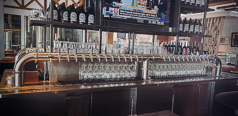 Ballast Point Brewing restaurants in Long Beach California