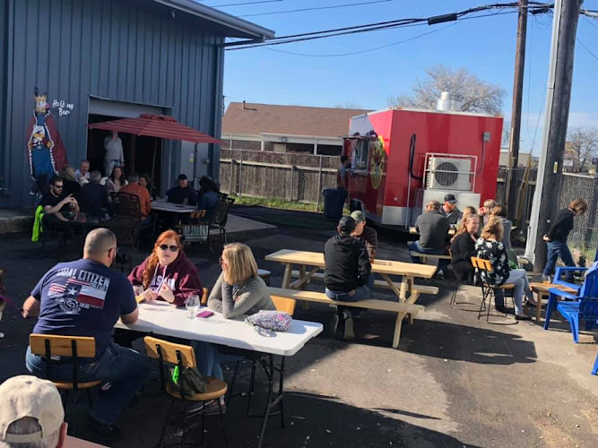 Barking Armadillo Brewing Brewery in Georgetown Texas