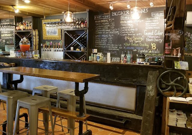 Becker Farms | Vizcarra Vineyards & Becker Brewing Co. Winery in Gasport New York