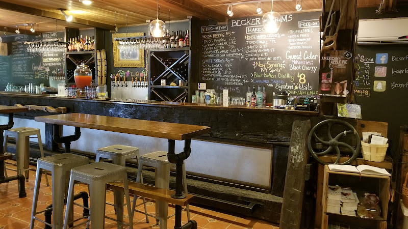 Becker Farms | Vizcarra Vineyards & Becker Brewing Co. Winery in Gasport New York