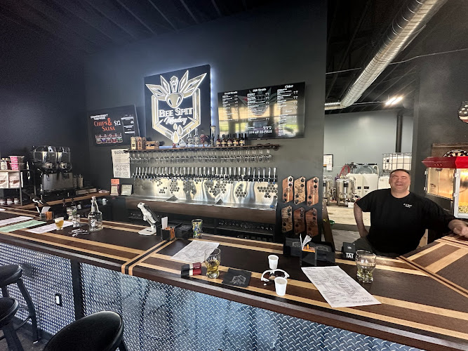 Bee Spit Meadery Brewery in South Wales New York