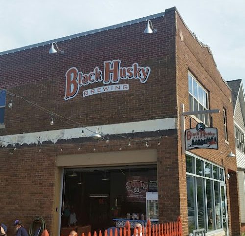 Black Husky Brewing Brewery in Milwaukee Wisconsin