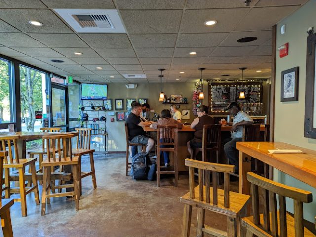 Black Raven Brewing - Redmond Brewery in Redmond Washington