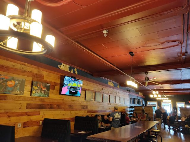 Boojum Brewery Taproom restaurants in Waynesville North Carolina