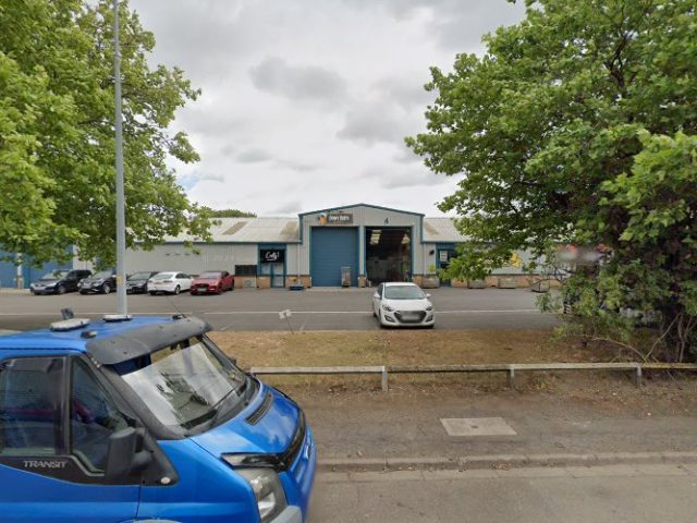 Boozy Bob's Brewery Brewery in Grimsby