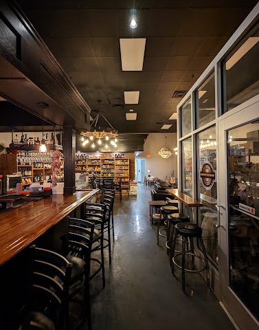 Brew Lounge Beer Company & Patio Brewery in Columbiana Ohio