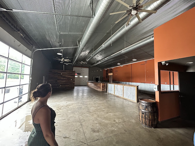 Brew Naked. Brewery in Avon Ohio