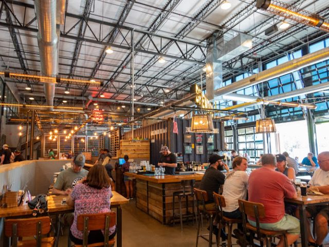 BrewDog DogTap Columbus restaurants in Canal Winchester Ohio