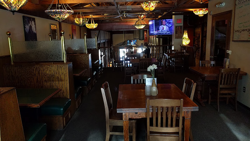 Brewbakers Brewing Co restaurants in Visalia California