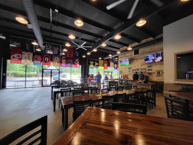 Bruzze Brewing Brewery in Eatonton Georgia