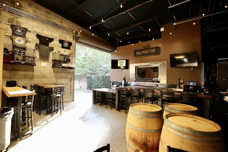 Bullmastiff Brewing Brewery in Penn Valley California