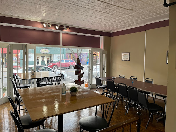 Carey's Brew House restaurants in Corning New York