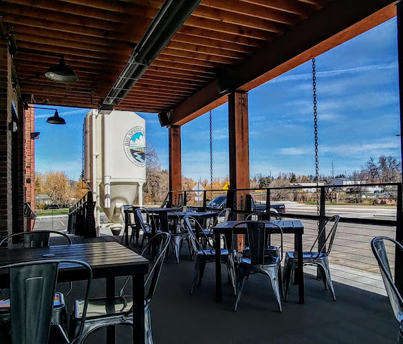 Central Feed Co./Big Spring Brewing Co. restaurants in Lewistown Montana