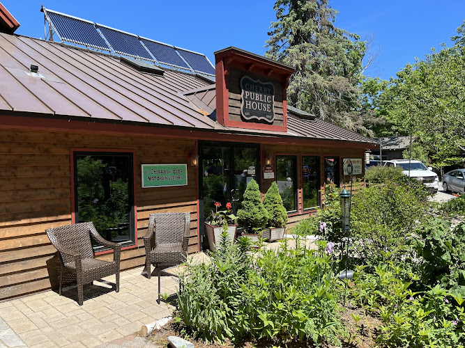 Cherry Public House | Glen Arbor restaurants in Glen Arbor Michigan