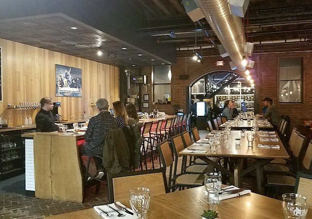 City Barrel Brewery + Kitchen restaurants in Kansas City Missouri