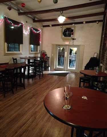 Colonial Beach Brewing Brewery in Colonial Beach Virginia