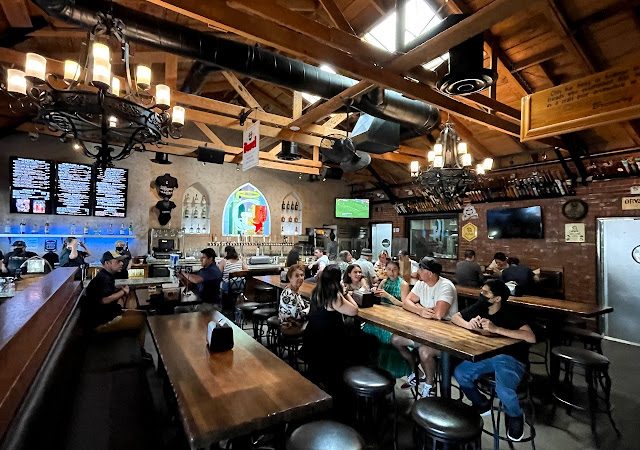 Congregation Brewery & Cocina - Pasadena bars in Pasadena California